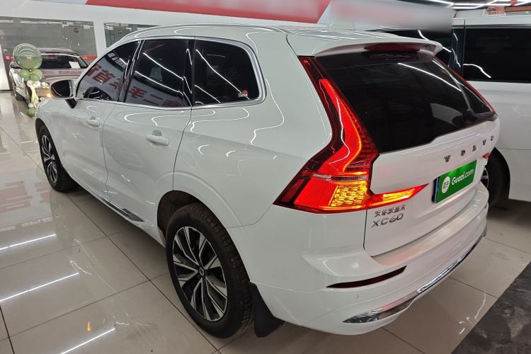 Used Volvo XC60 2024 B5 4x4 Smart Luxury Edition Rear Left 45 Deg