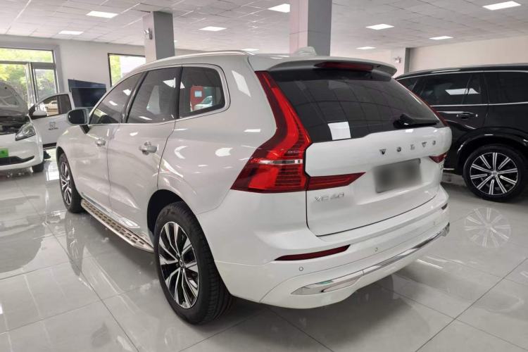Used Volvo XC60 2024 B5 4x4 Smart Luxury Edition Rear Left 45 Deg
