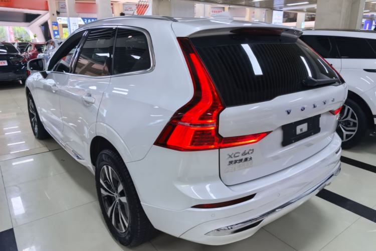 Used Volvo XC60 2024 B5 4x4 Smart Luxury Edition Rear Left 45 Deg