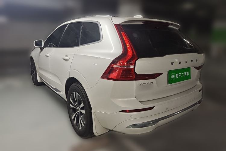 Used Volvo XC60 2024 B5 4x4 Smart Luxury Edition Rear Left 45 Deg