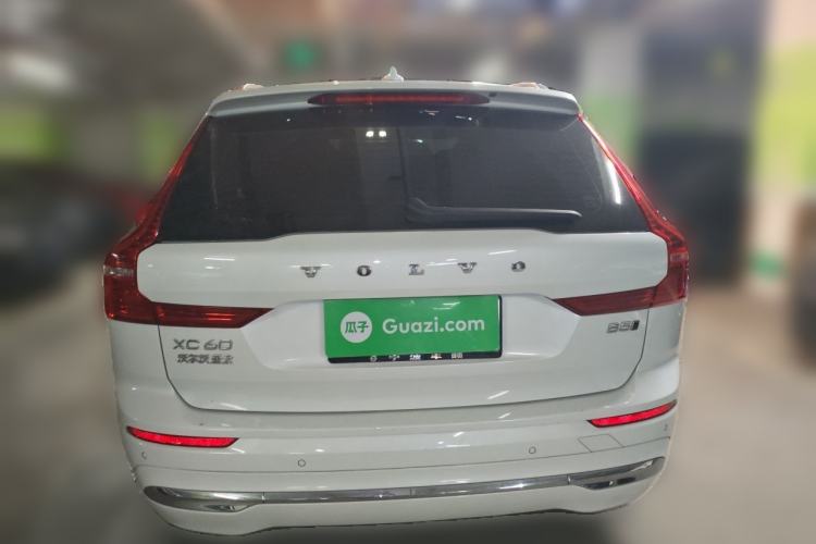 Used Volvo XC60 2024 B5 4x4 Smart Luxury Edition Rear