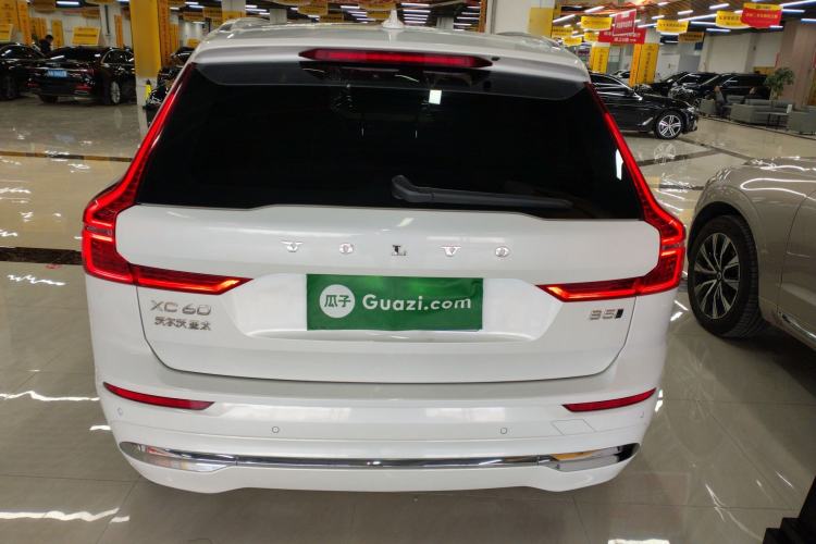 Used Volvo XC60 2024 B5 4x4 Smart Luxury Edition Rear