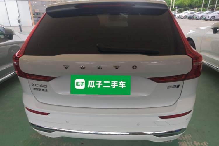 Used Volvo XC60 2024 B5 4x4 Smart Luxury Edition Rear