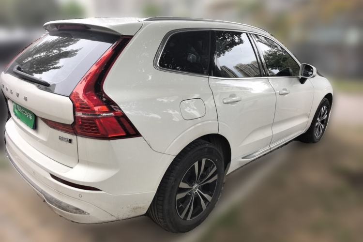 Used Volvo XC60 2024 B5 4x4 Smart Luxury Edition Rear Right 45 Deg