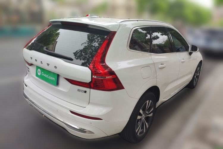 Used Volvo XC60 2024 B5 4x4 Smart Luxury Edition Rear Right 45 Deg