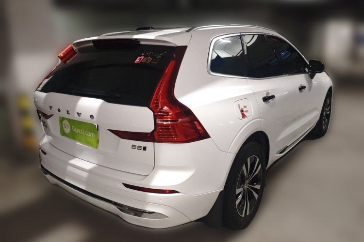 Used Volvo XC60 2024 B5 4x4 Smart Luxury Edition Rear Right 45 Deg
