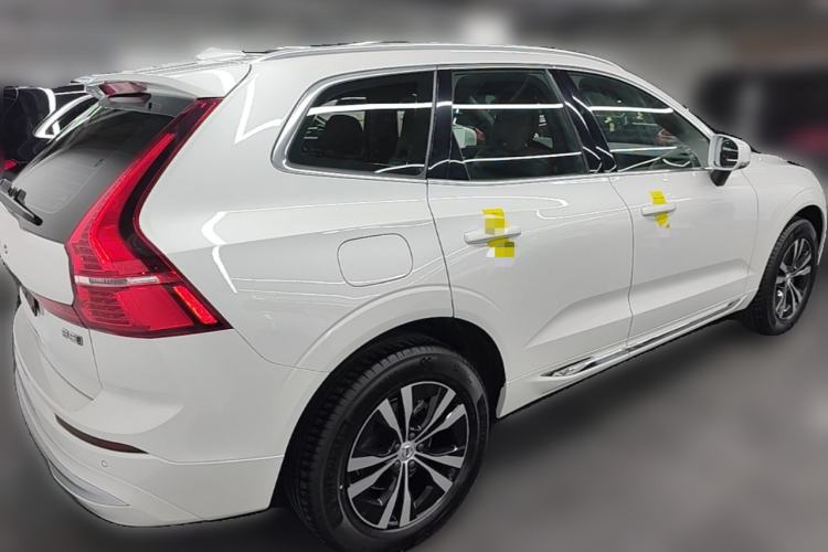 Used Volvo XC60 2024 B5 4x4 Smart Luxury Edition Rear Right 45 Deg