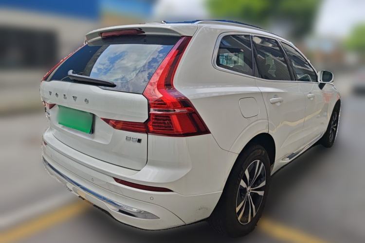 Used Volvo XC60 2024 B5 4x4 Smart Luxury Edition Rear Right 45 Deg