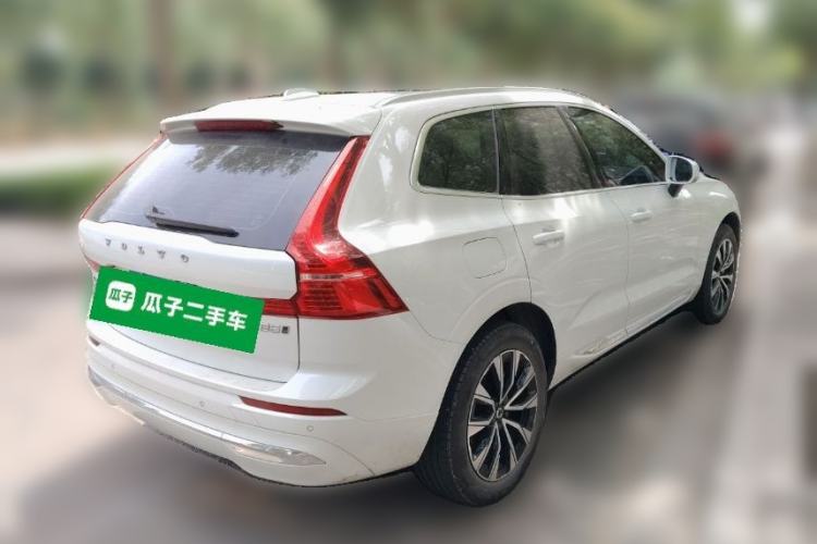 Used Volvo XC60 2024 B5 4x4 Smart Luxury Edition Rear Right 45 Deg