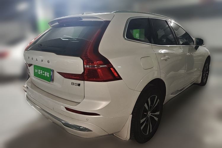 Used Volvo XC60 2024 B5 4x4 Smart Luxury Edition Rear Right 45 Deg