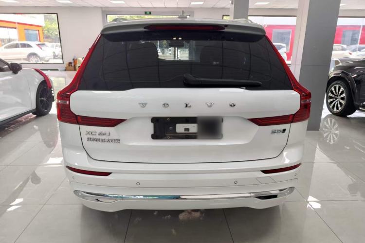 Used Volvo XC60 2024 B5 4x4 Smart Luxury Edition Rear