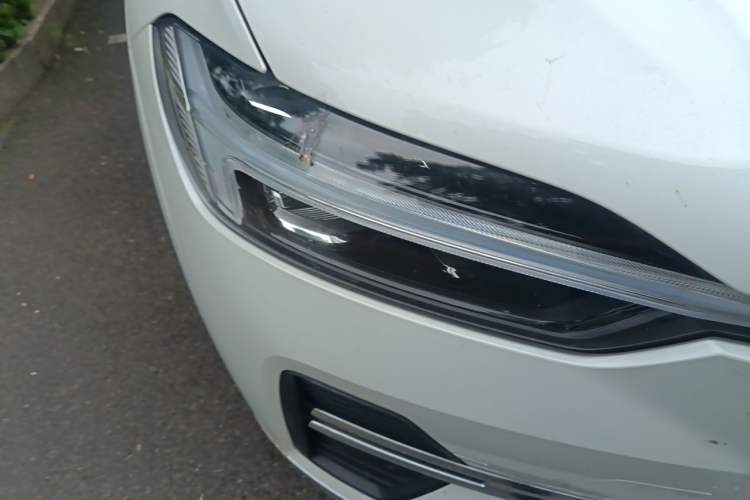 Used Volvo XC60 2024 B5 4x4 Smart Luxury Edition Right Front Headlight