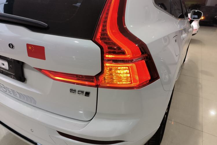 Used Volvo XC60 2024 B5 4x4 Smart Luxury Edition Right Rear Taillight