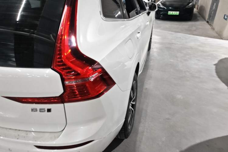 Used Volvo XC60 2024 B5 4x4 Smart Luxury Edition Right Rear Taillight