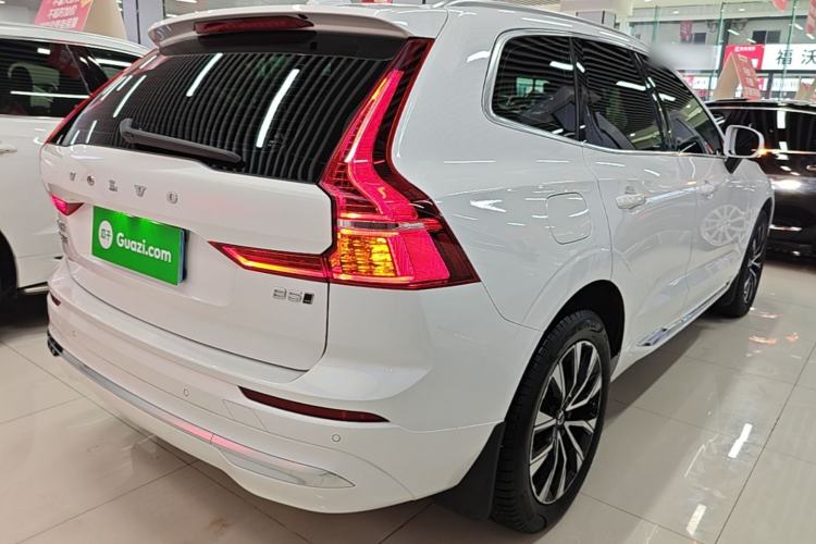 Used Volvo XC60 2024 B5 4x4 Smart Luxury Edition Right Rear Taillight