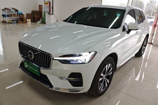 Used Volvo XC60 2024 B5 4x4 Smart Luxury Edition