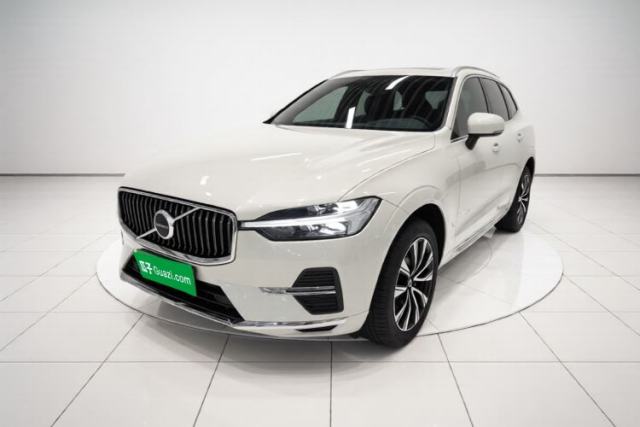 Volvo XC60 2024 B5 4x4 Smart Luxury Edition usado
