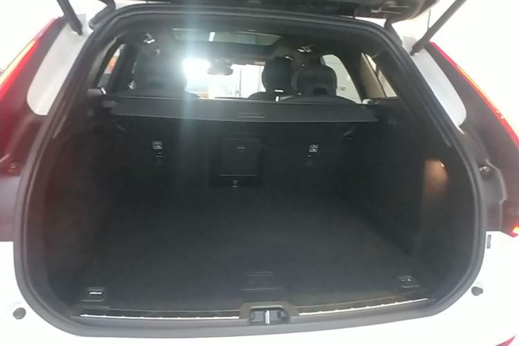 Used Volvo XC60 2024 B5 4x4 Smart & Advanced Sport Edition Trunk
