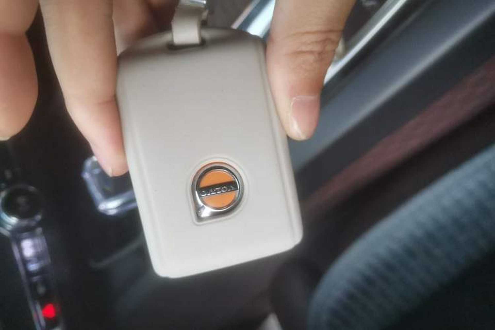 Used Volvo XC60 2024 B5 4x4 Smart Luxury Edition Vehicle Key