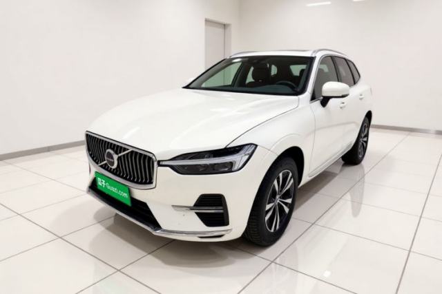 Volvo XC60 2024 B5 4x4 Smart Luxury Edition usado