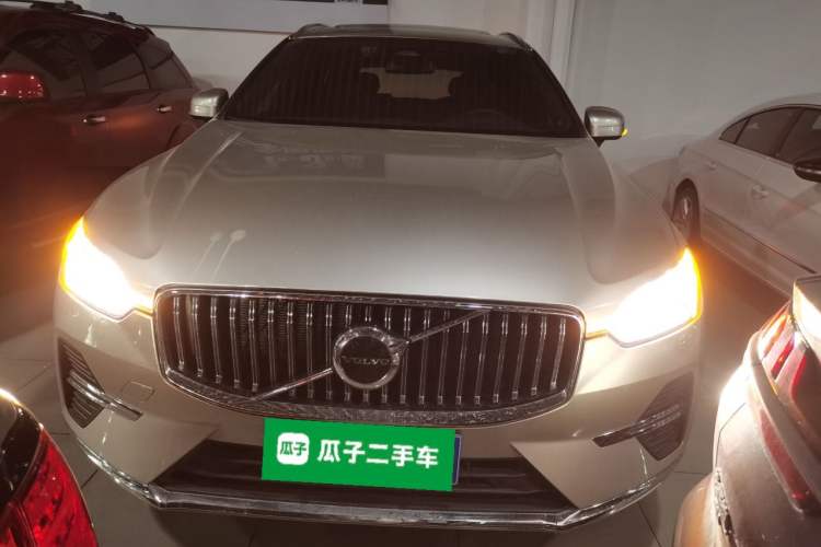 Used Volvo XC60 2024 B5 4x4 Smart Luxury Edition Front