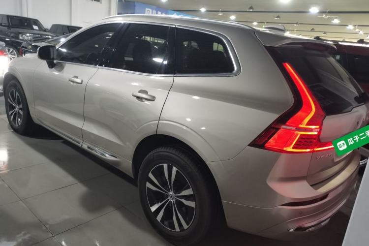 Used Volvo XC60 2024 B5 4x4 Smart Luxury Edition Rear Left 45 Deg