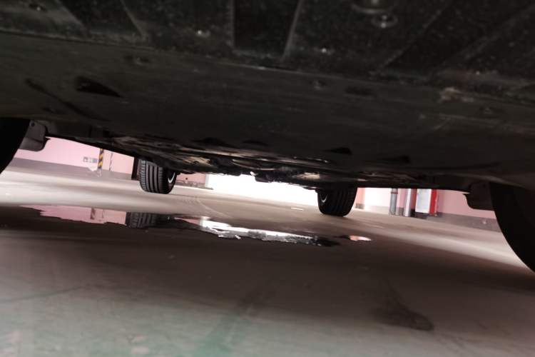 Used Volvo XC60 2025 B5 4x4 Smart Luxury Edition Chassis Front