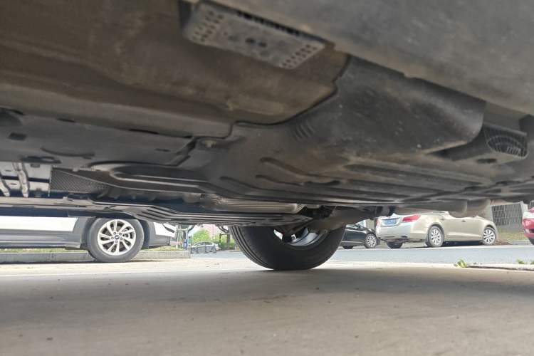 Used Volvo XC60 2025 B5 4x4 Smart Luxury Edition Chassis Rear Right