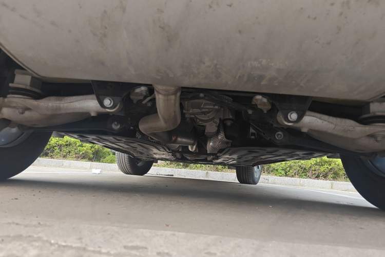 Used Volvo XC60 2025 B5 4x4 Smart Luxury Edition Chassis Rear