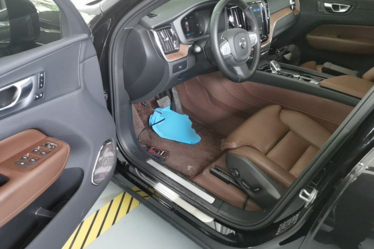 Used Volvo XC60 2025 B5 Four-Wheel Drive Smart & Advanced Luxury Edition Driver Seat