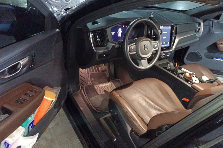 Used Volvo XC60 2025 B5 Four-Wheel Drive Smart & Advanced Luxury Edition Driver Seat