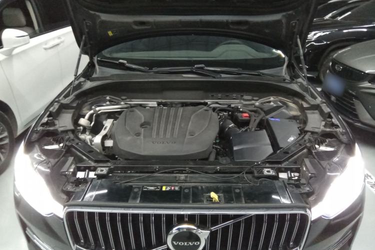 Used Volvo XC60 2025 B5 Four-Wheel Drive Smart & Advanced Luxury Edition Engine Bay
