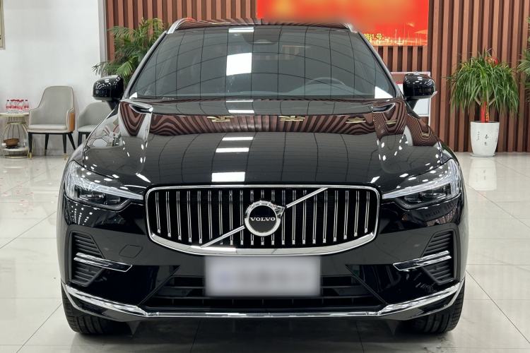Used Volvo XC60 2025 B5 Four-Wheel Drive Smart & Advanced Luxury Edition Exterior 1