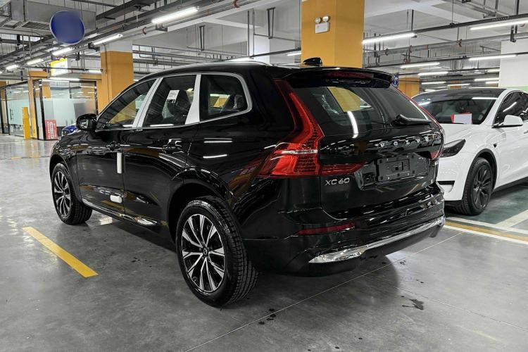 Used Volvo XC60 2025 B5 Four-Wheel Drive Smart & Advanced Luxury Edition Exterior 1