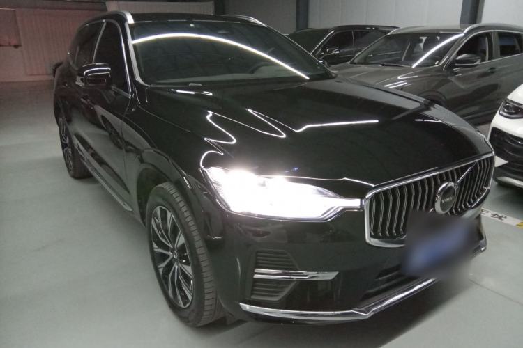 Used Volvo XC60 2025 B5 Four-Wheel Drive Smart & Advanced Luxury Edition Exterior 1