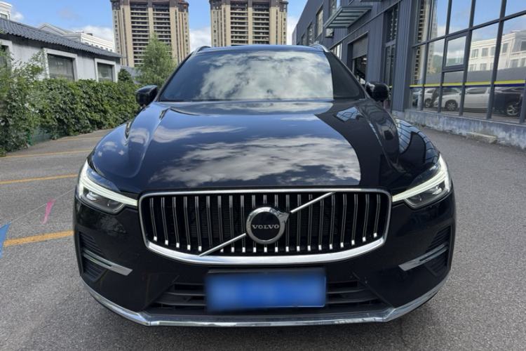 Used Volvo XC60 2025 B5 Four-Wheel Drive Smart & Advanced Luxury Edition Exterior 1