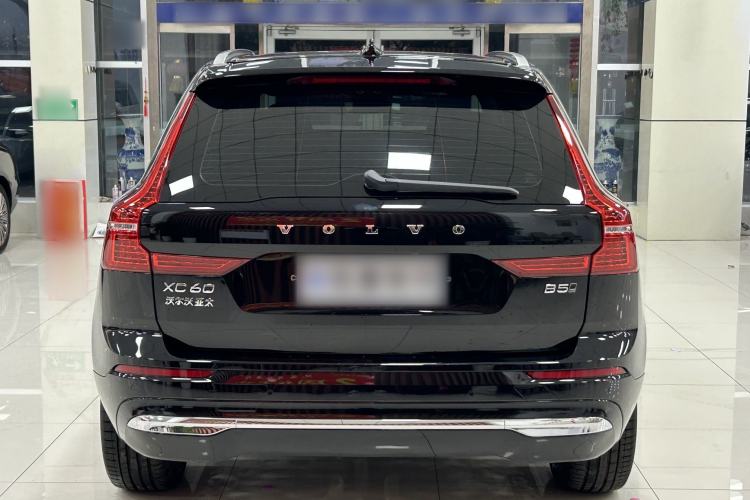 Used Volvo XC60 2025 B5 Four-Wheel Drive Smart & Advanced Luxury Edition Exterior 3
