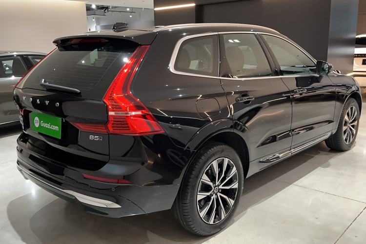 Used Volvo XC60 2025 B5 Four-Wheel Drive Smart & Advanced Luxury Edition Exterior 3