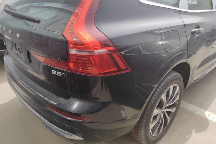 Used Volvo XC60 2025 B5 Four-Wheel Drive Smart & Advanced Luxury Edition Exterior 3