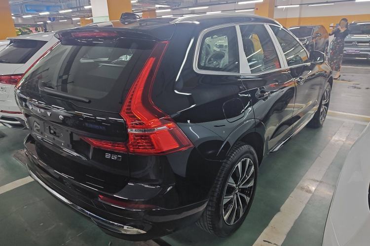 Used Volvo XC60 2025 B5 Four-Wheel Drive Smart & Advanced Luxury Edition Exterior 4