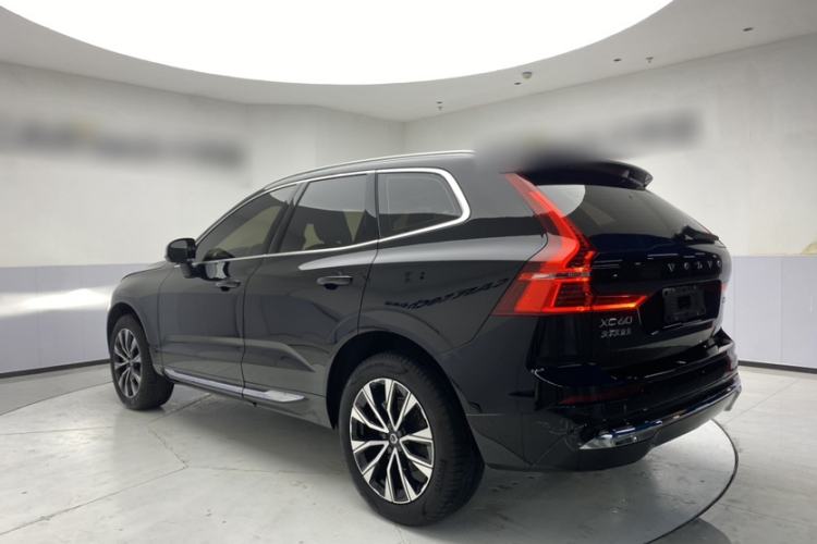 Used Volvo XC60 2025 B5 Four-Wheel Drive Smart & Advanced Luxury Edition Exterior 4
