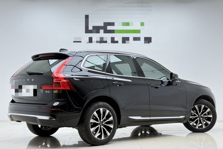 Used Volvo XC60 2025 B5 Four-Wheel Drive Smart & Advanced Luxury Edition Exterior 5