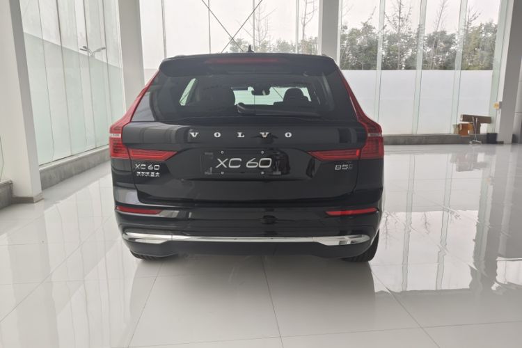 Used Volvo XC60 2025 B5 Four-Wheel Drive Smart & Advanced Luxury Edition Exterior 7