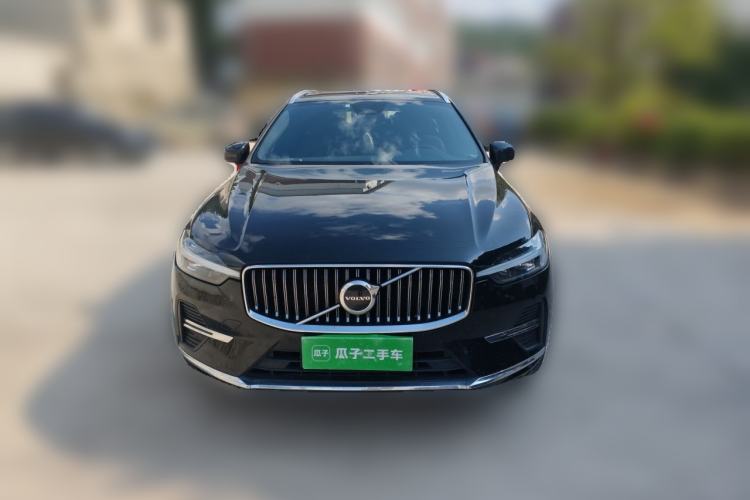 Used Volvo XC60 2025 B5 4x4 Smart Luxury Edition Front