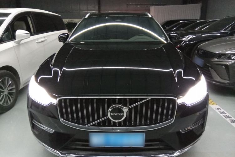 Used Volvo XC60 2025 B5 Four-Wheel Drive Smart & Advanced Luxury Edition Front