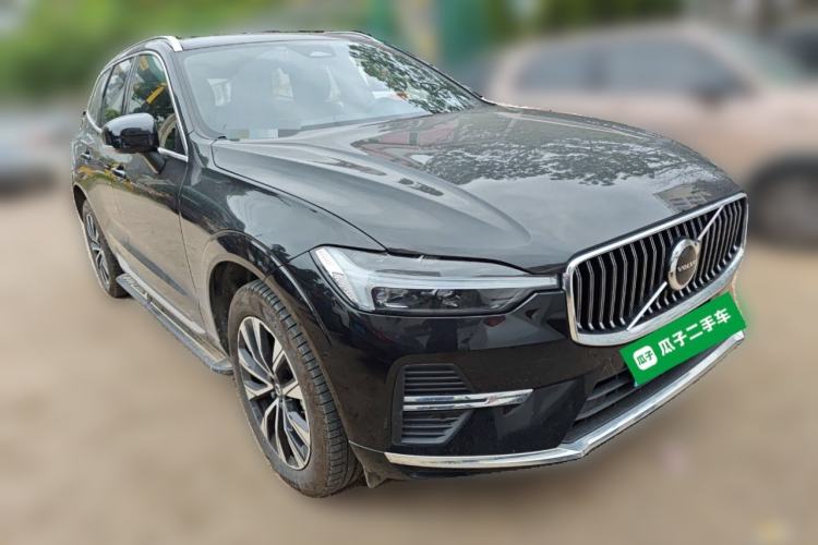 Used Volvo XC60 2025 B5 Four-Wheel Drive Smart & Advanced Luxury Edition Front Right 45 Deg