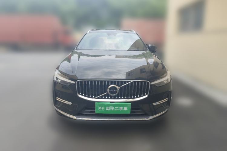 Used Volvo XC60 2025 B5 4x4 Smart Luxury Edition Front