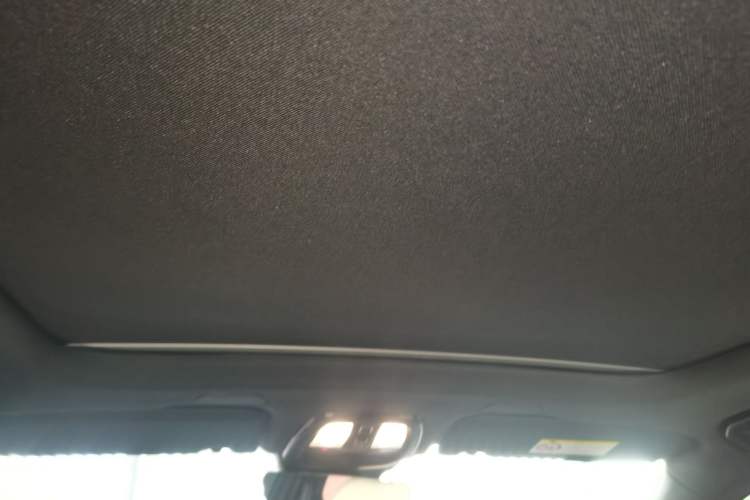 Used Volvo XC60 2025 B5 4x4 Smart Luxury Edition Headliner