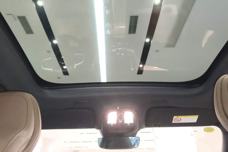 Used Volvo XC60 2025 B5 Four-Wheel Drive Smart & Advanced Luxury Edition Headliner