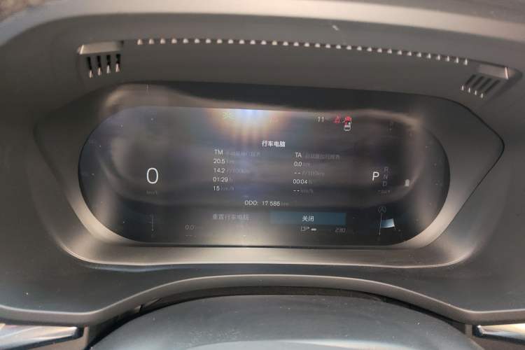 Used Volvo XC60 2025 B5 4x4 Smart Luxury Edition Instrument Cluster